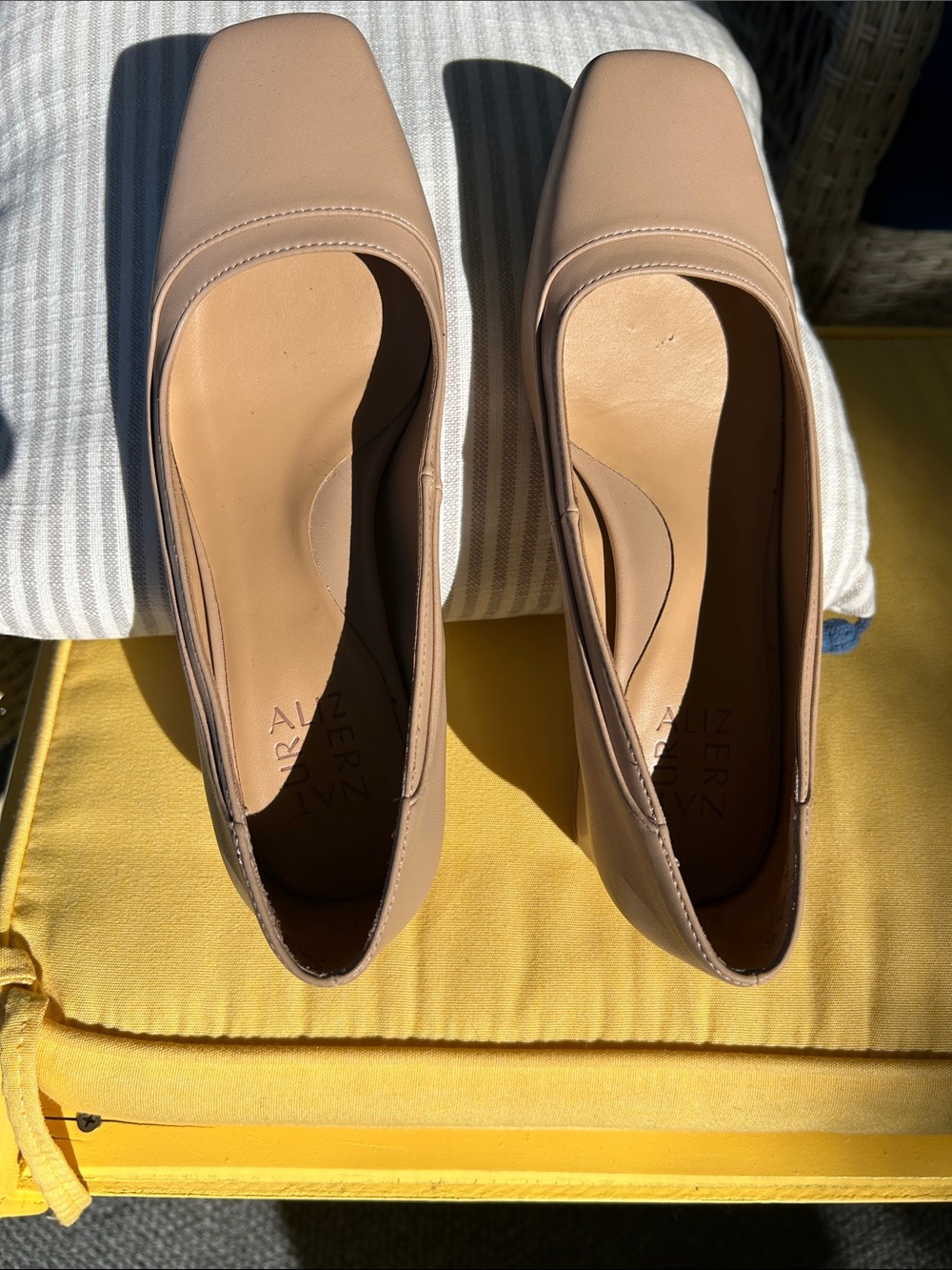 NATURALIZER Square-Toe Slip-On pumps